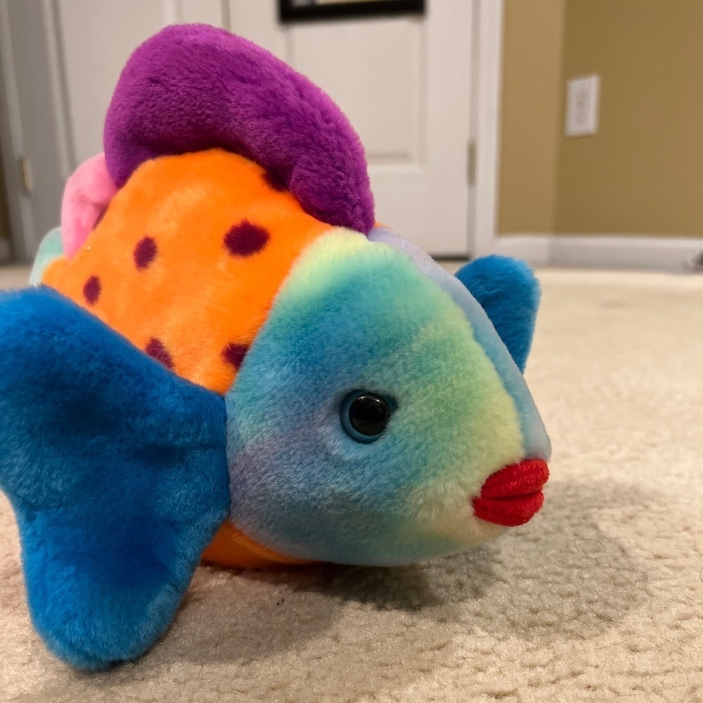 TY stuffed animal “Lips”